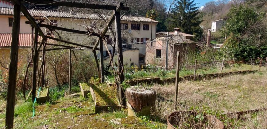 Terreno al centro del paese