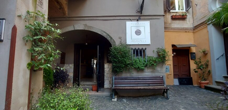 Ristorante nel cuore di Sutri, Via Roma